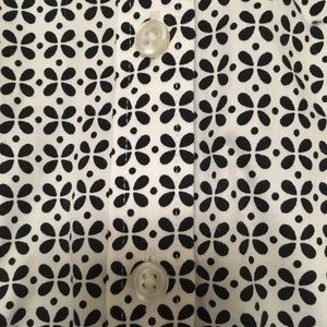 Fitted Banana Republic blouse